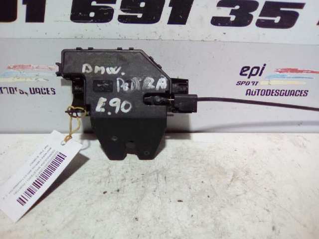 Fecho de tampa de porta-malas (de 3ª/5ª porta traseira) 8196401 BMW