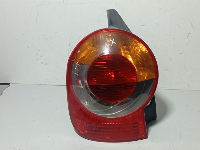 Lanterna traseira esquerda 8200538786 RENAULT