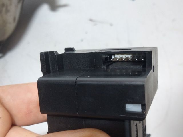 8373901 BMW