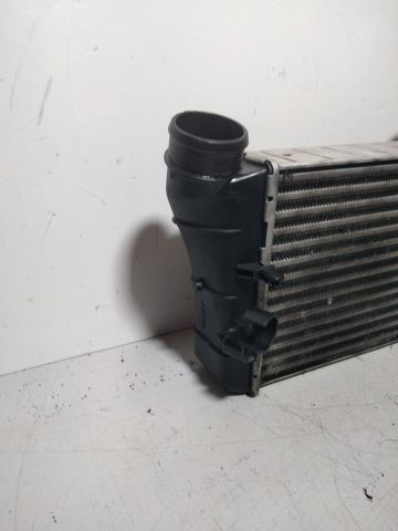 Radiador de intercooler 8E0145805S VAG