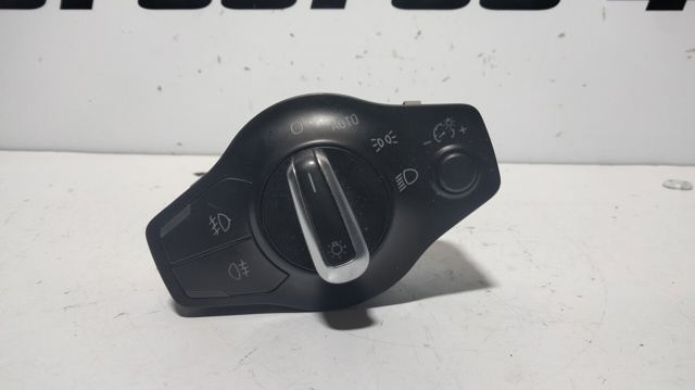 Comutador das luzes no "painel de instrumentos" 8K0941531AS VAG
