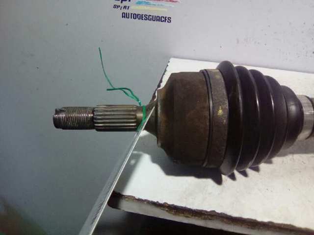 Semieixo (acionador) dianteiro direito 9630766880 PEUGEOT