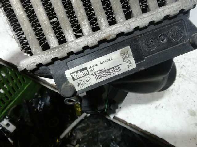 Radiador de intercooler 9637809480 PEUGEOT