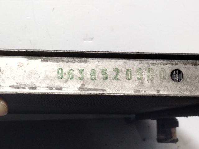 Radiador de esfriamento de motor 9638520580 PEUGEOT