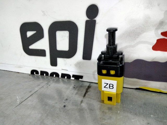 Sensor de ativação do sinal de parada 96436332 GM