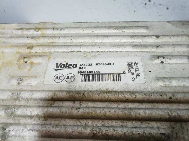 Radiador de intercooler 9645965180 PEUGEOT