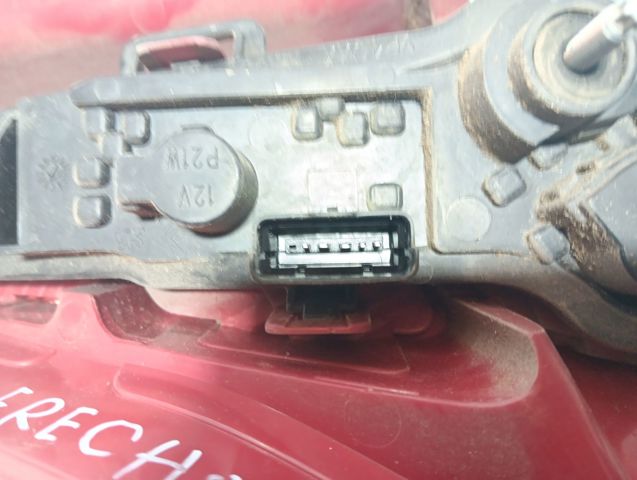 Lanterna traseira direita 9646801677 PEUGEOT