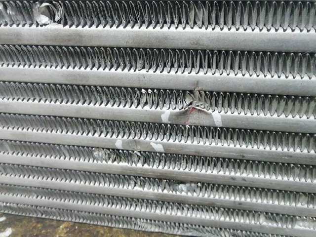 Radiador de intercooler 9683009680 PEUGEOT