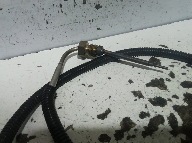 Sensor de temperatura dos gases de escape (GE), no catalisador A0009059105 MERCEDES