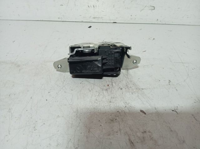 Fecho de tampa de porta-malas (de 3ª/5ª porta traseira) A0997400600 MERCEDES