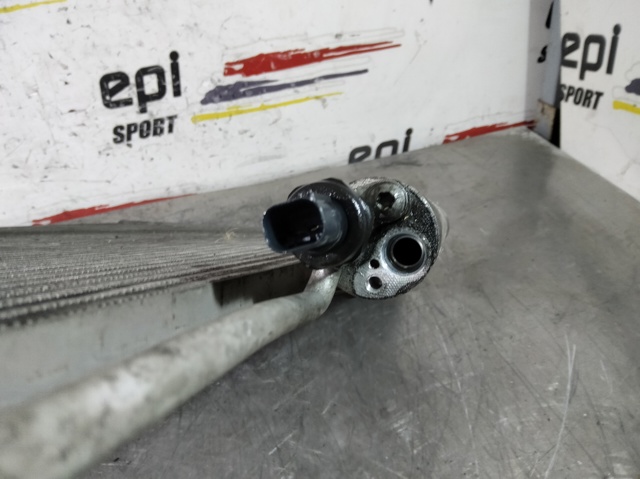 Radiador de aparelho de ar condicionado A1695000754 MERCEDES