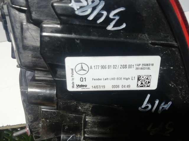 A1779068102 Mercedes