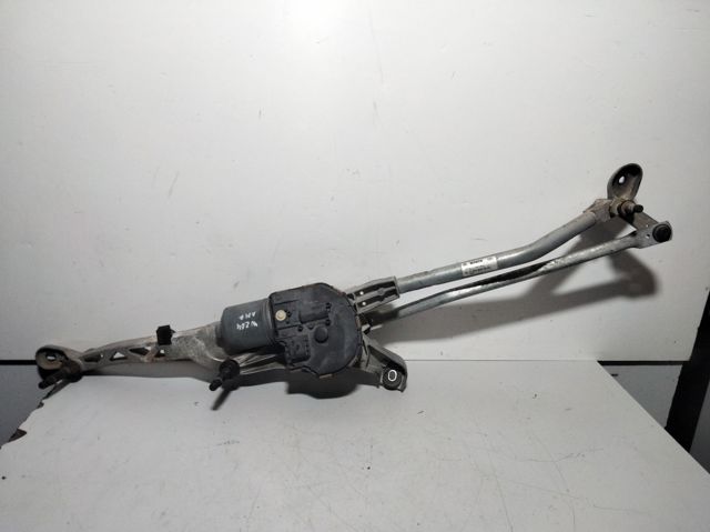 Trapézio de limpador pára-brisas A2048201040 MERCEDES