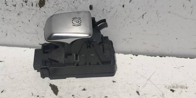 Tecla do freio de estacionamento eletromecânico A2059051516 MERCEDES