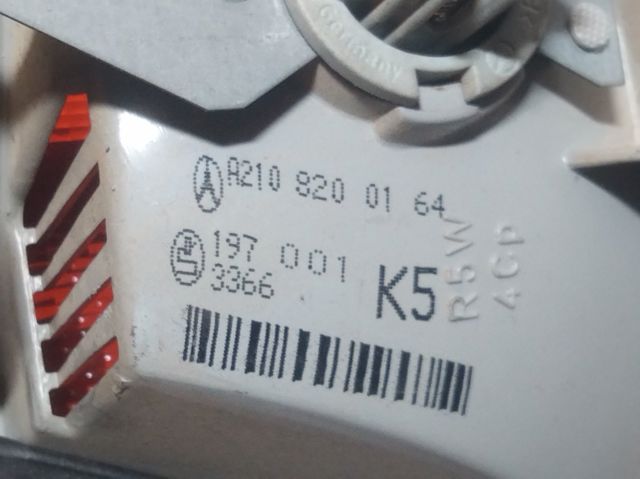 Lanterna traseira esquerda externa A2108200164 MERCEDES