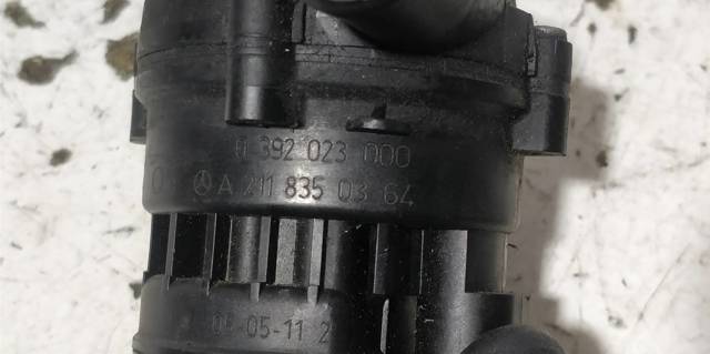 Bomba de água (bomba) de esfriamento, adicional elétrica A2118350364 MERCEDES