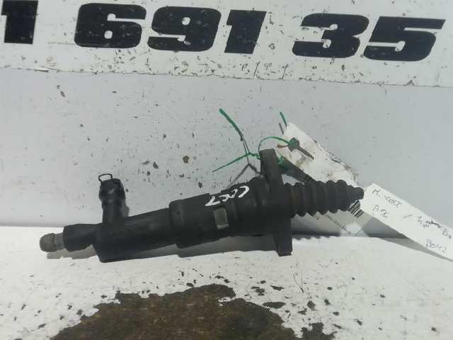 Cilindro de trabalho de embraiagem A4542570379 MITSUBISHI