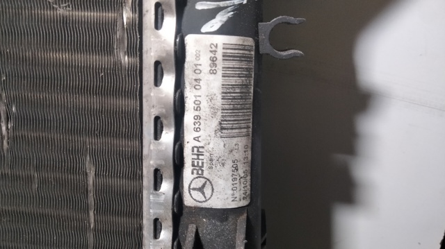 Radiador de esfriamento de motor A6395010401 MERCEDES