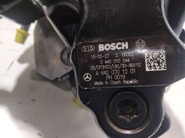 Bomba de combustível de pressão alta A6420701201 MERCEDES