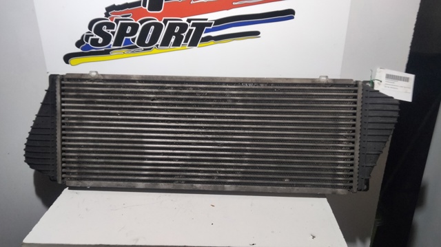 Radiador de intercooler A9015010701 MERCEDES
