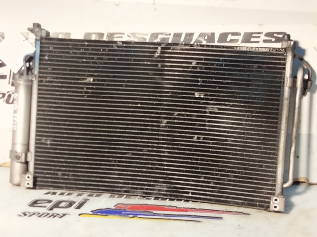 Radiador de aparelho de ar condicionado D301730460 HYUNDAI
