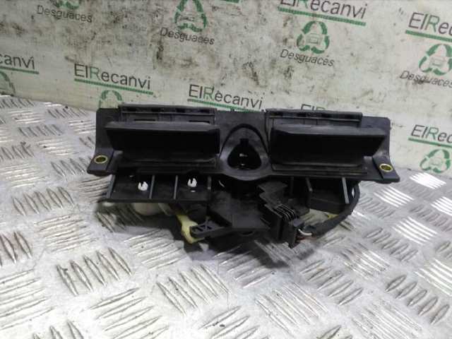 Fecho de tampa de porta-malas (de 3ª/5ª porta traseira) Audi A6  4BH ao melhor preço