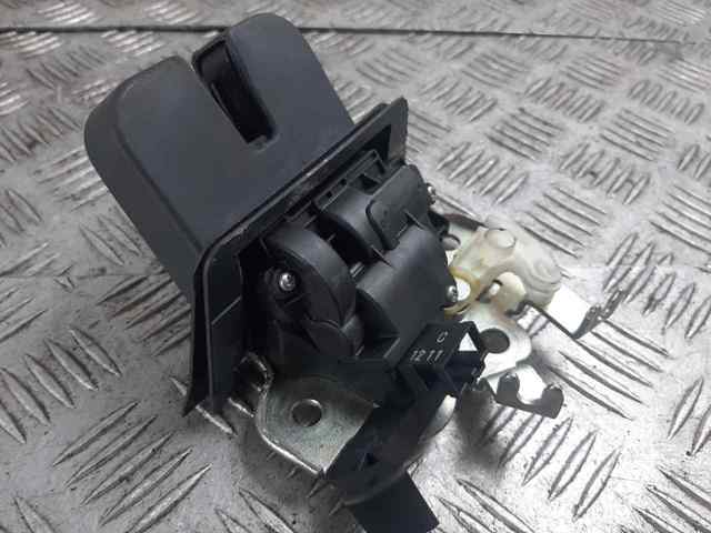 Fecho de tampa de porta-malas (de 3ª/5ª porta traseira) Audi A4  8K5 ao melhor preço