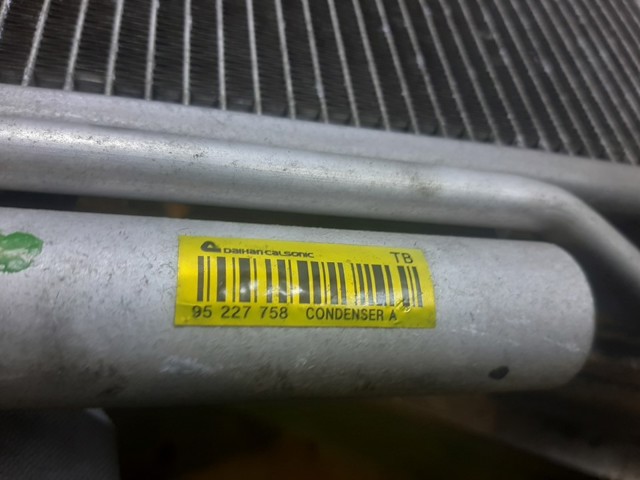 Radiador de aparelho de ar condicionado para Audi A6 4A2
