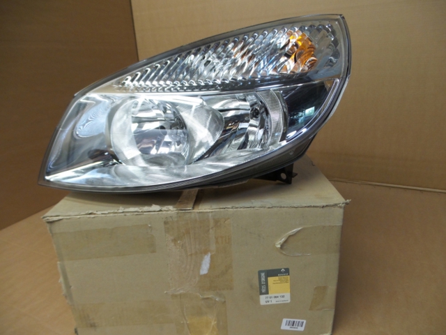 7701064132 Renault (RVI)