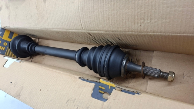 7701498797 Renault (RVI)