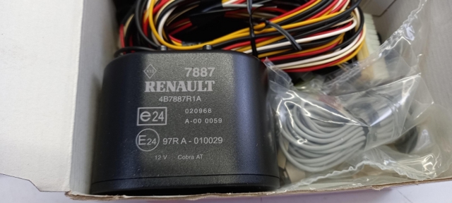 7711229345 Renault (RVI)