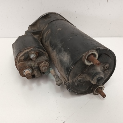 Motor de arranco 0001110071 BMW