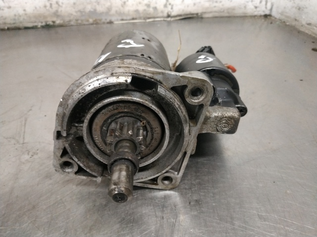 Motor de arranco 0001113001 VAG