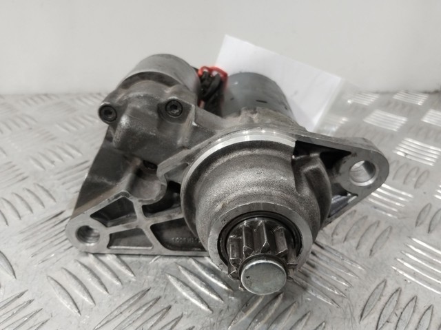 Motor de arranco 0001123020 VAG