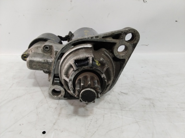 Motor de arranco 0001123020 VAG