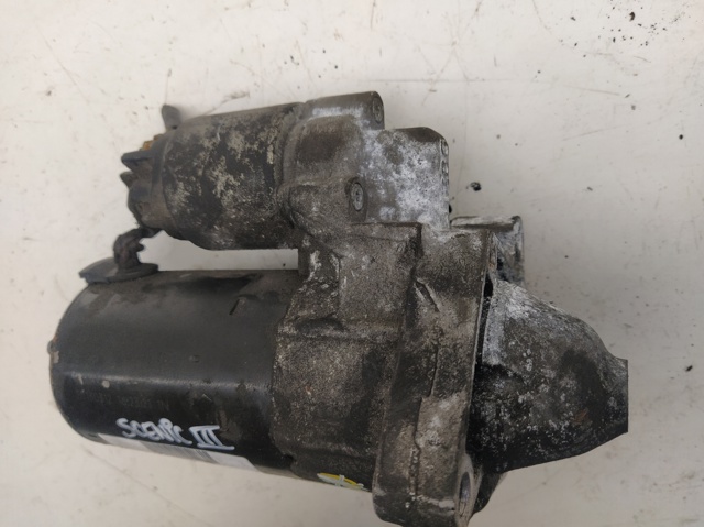 0001136008 Renault (RVI)