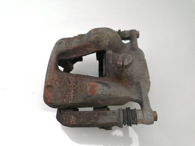 Suporte do freio dianteiro direito 0004213681 MERCEDES