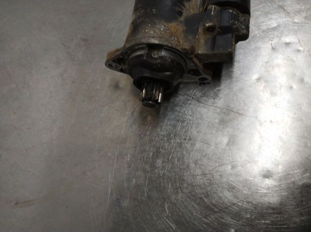 Motor de arranco 001124011 VAG