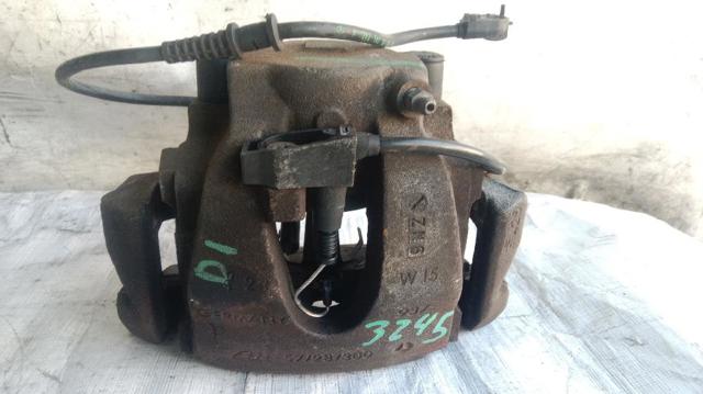 Suporte do freio dianteiro esquerdo 001420298364 MERCEDES