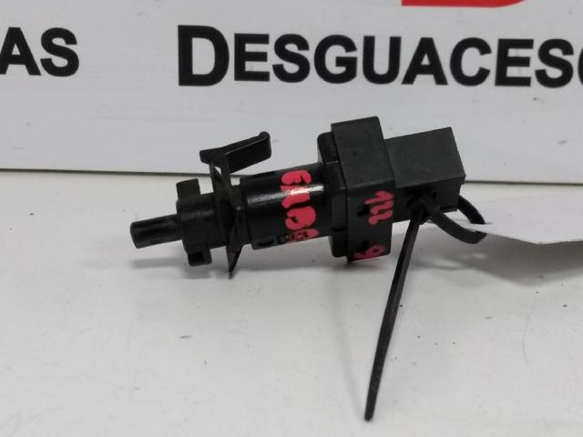 Sensor de ativação de embraiagem 0045452114 MERCEDES