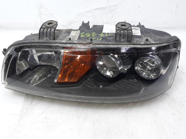 Luz esquerda 0046522725 FIAT