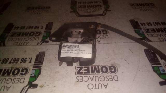 Fecho de tampa de porta-malas (de 3ª/5ª porta traseira) 0051744021 FIAT
