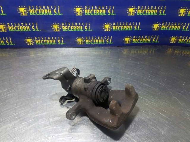 Suporte do freio traseiro direito 0077363649 FIAT