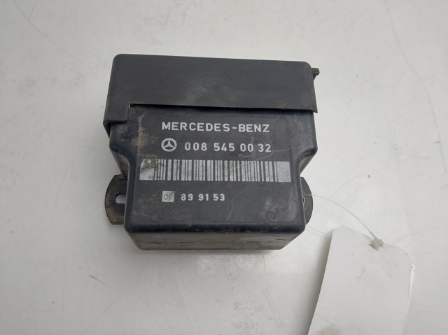 para Mercedes 100  (631)