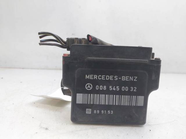 Relê das velas de incandescência para Mercedes 100 631