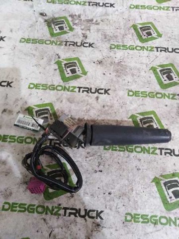 Comutador direito instalado na coluna da direção 0085450924 MERCEDES