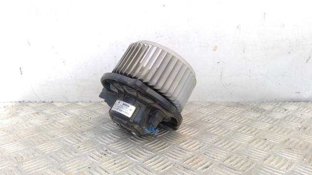 Motor de ventilador de forno (de aquecedor de salão) 0130101601 TOYOTA