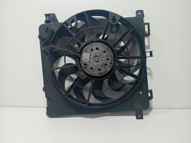 Ventilador (roda de aletas) do radiador de esfriamento 0130303304 OPEL