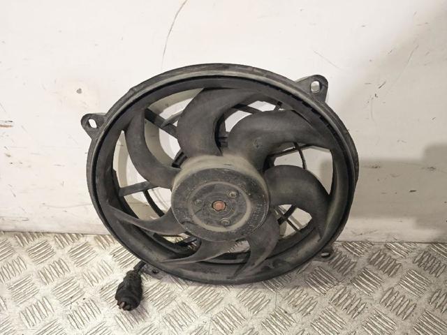 Ventilador elétrico de esfriamento montado (motor + roda de aletas) 0130303878 VAG