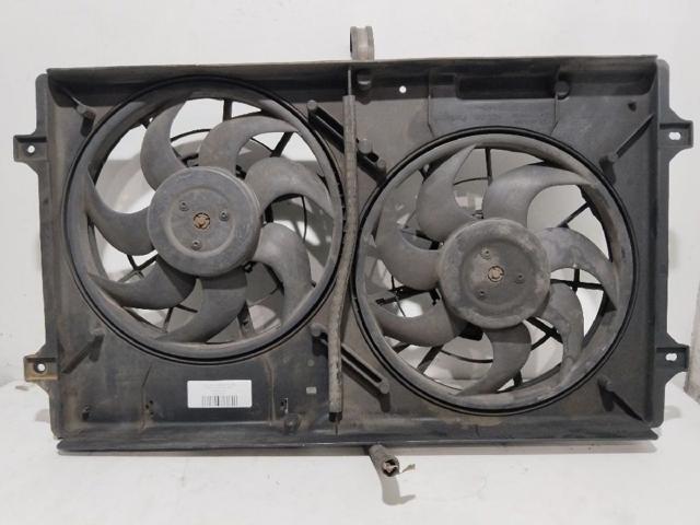 Difusor do radiador de esfriamento 0130303881 VAG